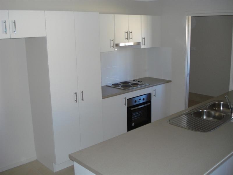 27a Basil Street, Worrigee NSW 2540