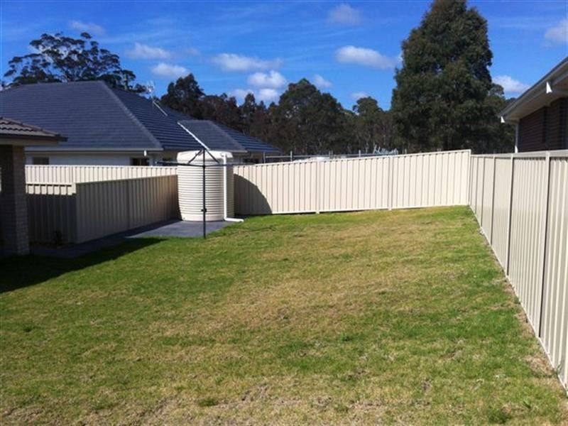 27a Basil Street, Worrigee NSW 2540