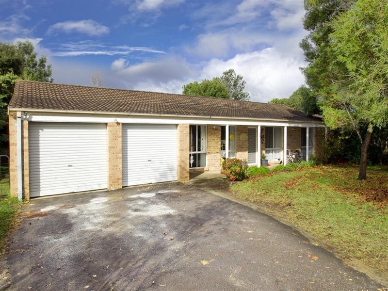 26 Lyndhurst Drive, Bomaderry NSW 2541