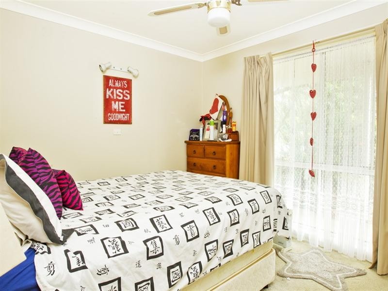 26 Lyndhurst Drive, Bomaderry NSW 2541