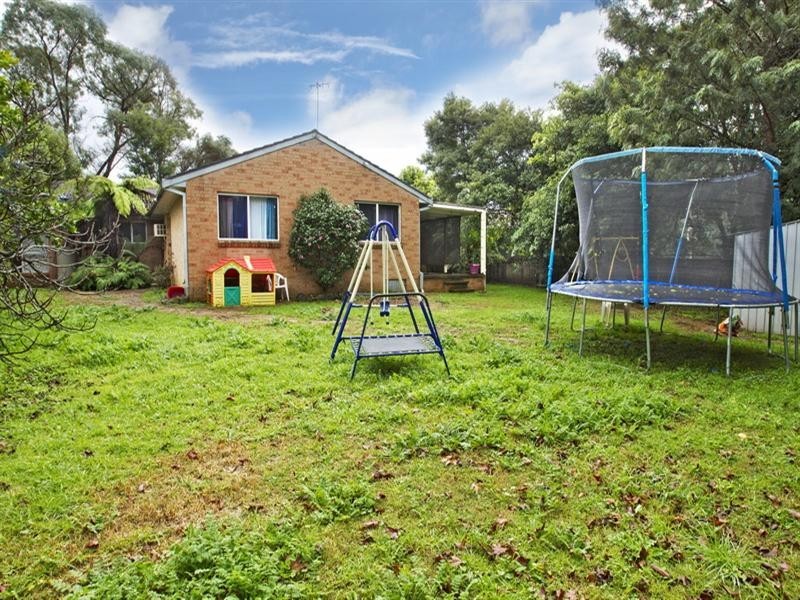 26 Lyndhurst Drive, Bomaderry NSW 2541