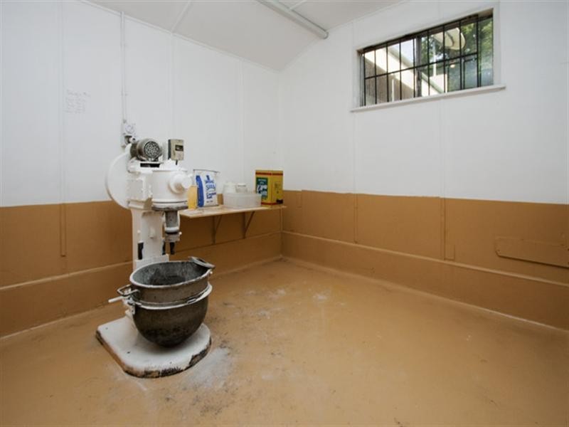 69 Meroo Street, Bomaderry NSW 2541