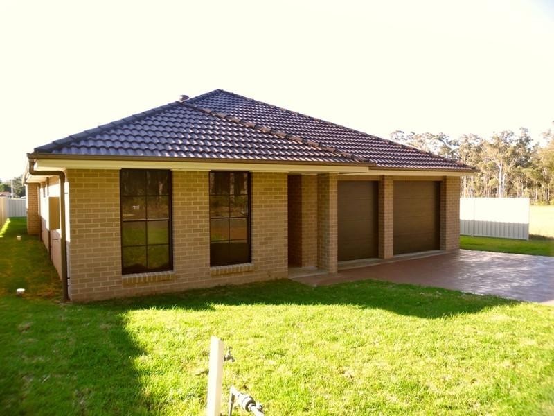 36 Rannoch Drive, Nowra NSW 2541