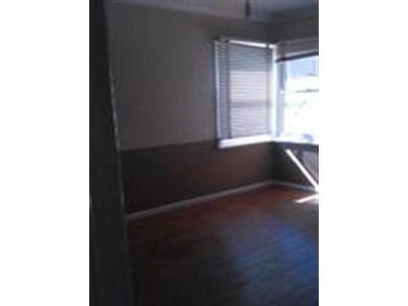 2 Hockey Street, Nowra NSW 2541