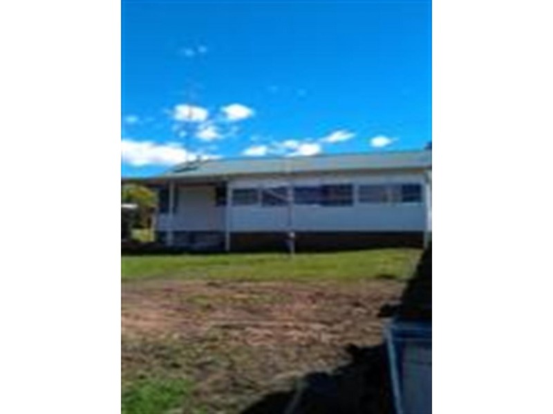 2 Hockey Street, Nowra NSW 2541