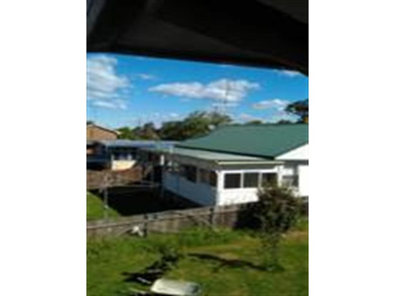 2 Hockey Street, Nowra NSW 2541