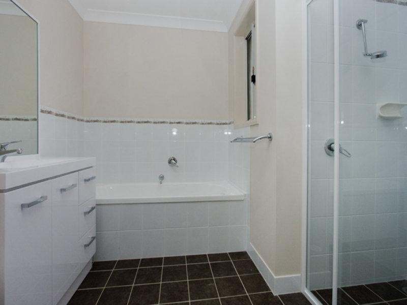 4/13 Hannah Place., Worrigee NSW 2540