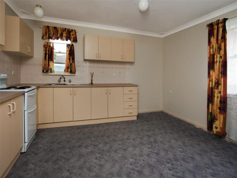 50 Maclean Street, Nowra NSW 2541