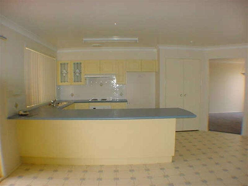 3 Marsden Place, Worrigee NSW 2540