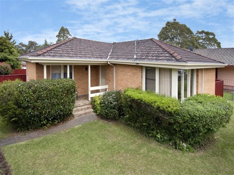 35 McDonald Avenue, Nowra NSW 2541