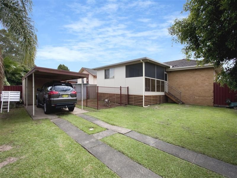 35 McDonald Avenue, Nowra NSW 2541