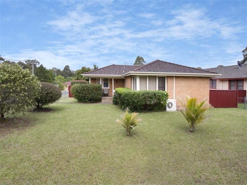 35 McDonald Avenue, Nowra NSW 2541