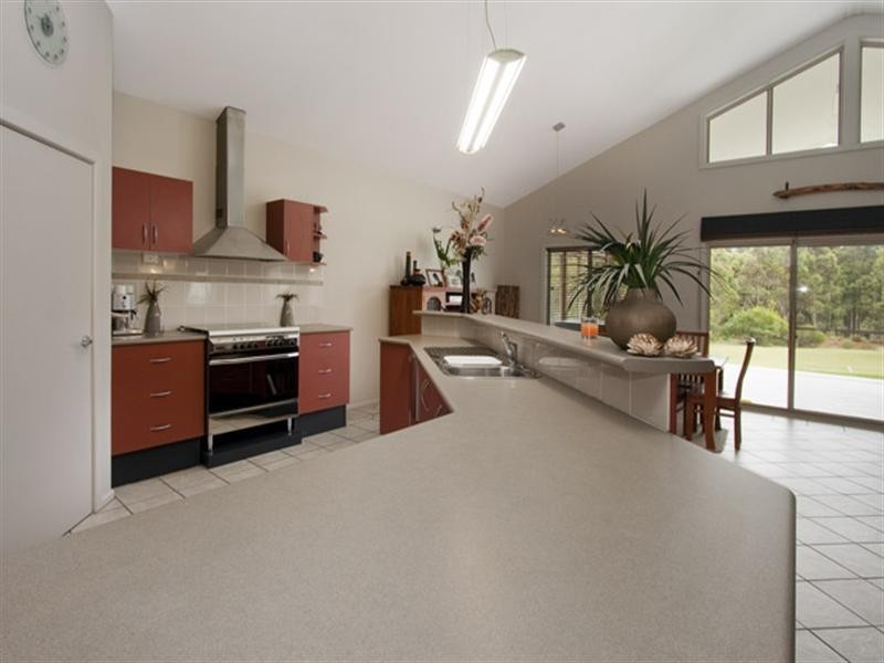 18 Monterey Drive, Nowra Hill NSW 2540