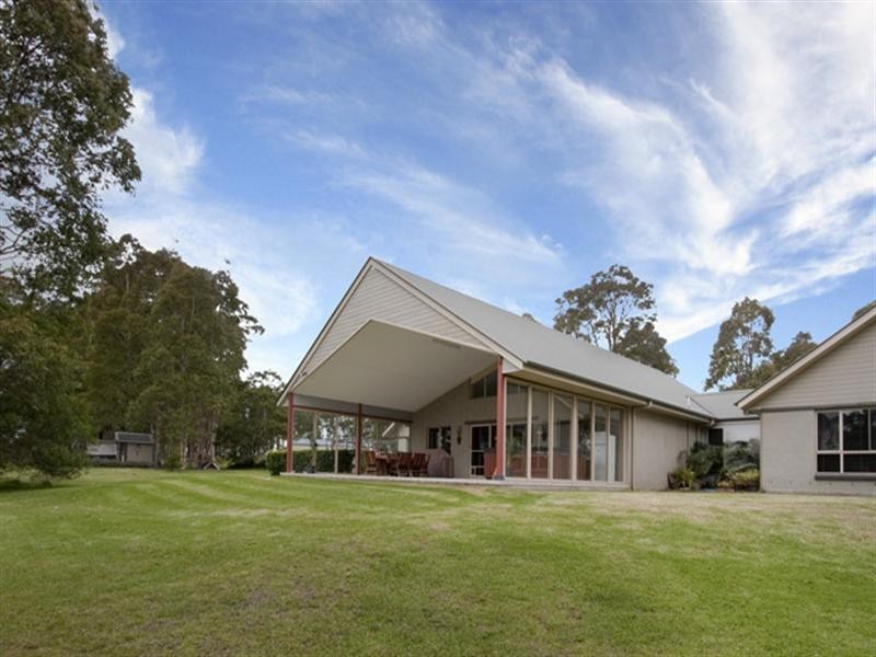 18 Monterey Drive, Nowra Hill NSW 2540