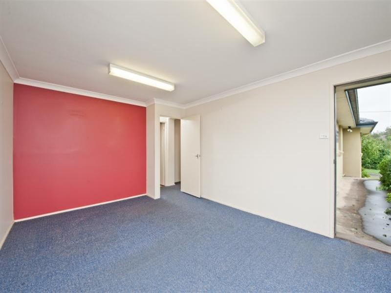 2 Keft Avenue, Nowra NSW 2541