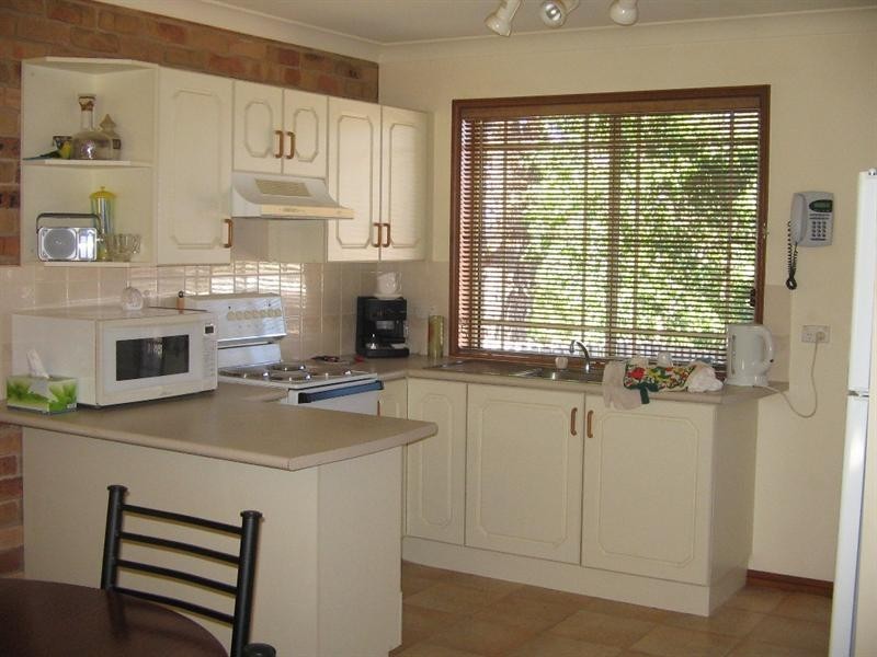 3/8 Regent Place, Bomaderry NSW 2541