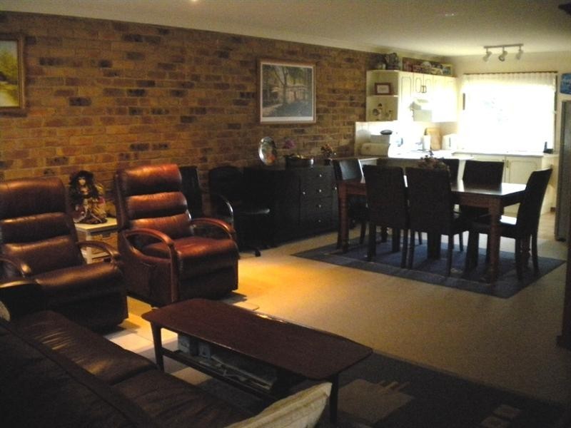 3/8 Regent Place, Bomaderry NSW 2541