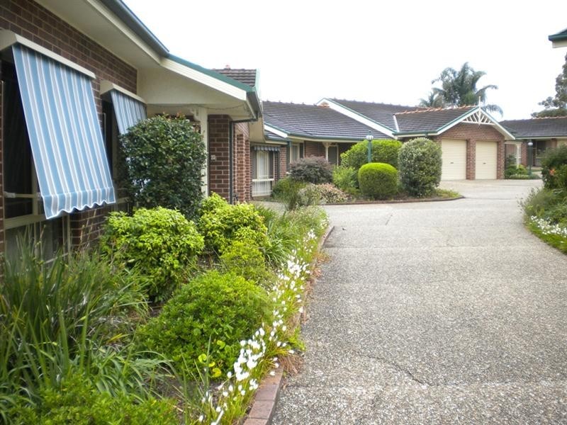 3/8 Regent Place, Bomaderry NSW 2541