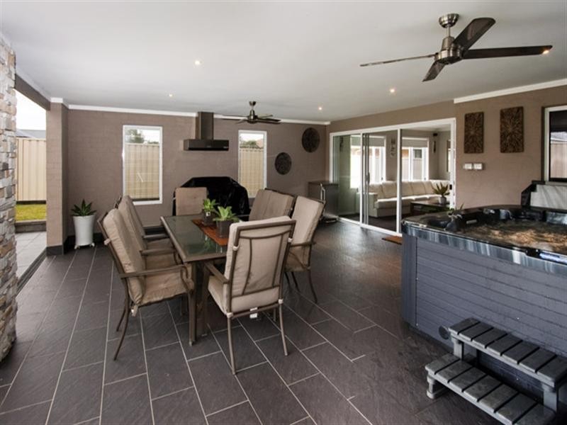 28 Mintbush Crescent, Worrigee NSW 2540