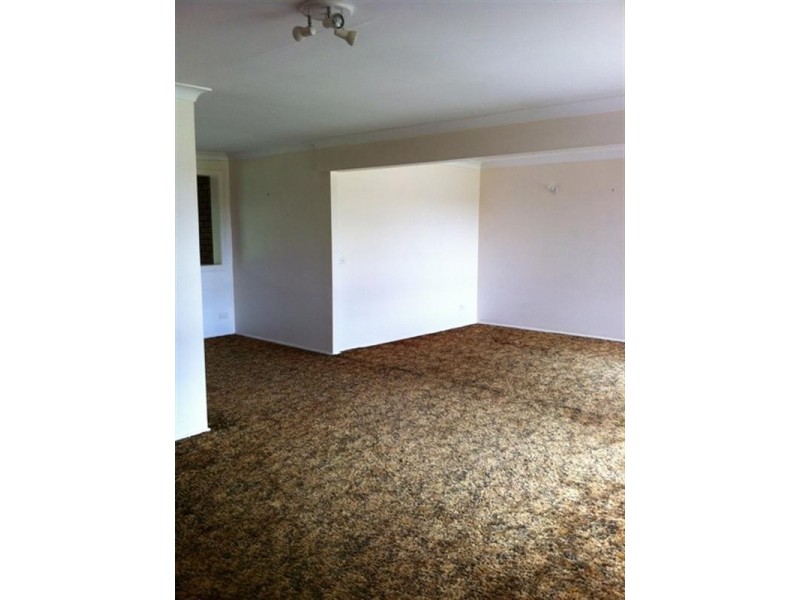 166 Albatross Road, Nowra Hill NSW 2540