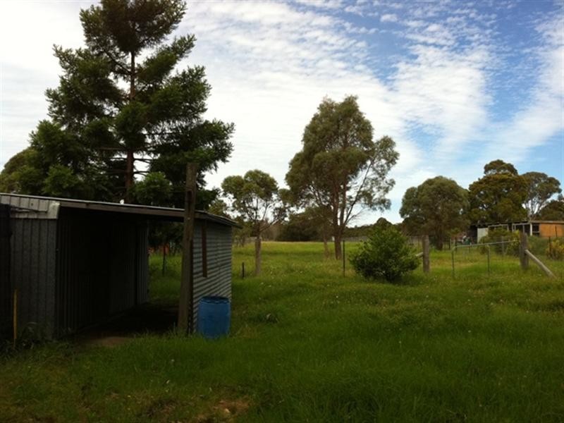 166 Albatross Road, Nowra Hill NSW 2540