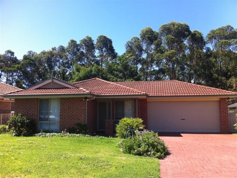9 Mahogany Place, North Nowra NSW 2541