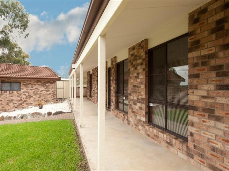 5 Folia Close, West Nowra NSW 2541