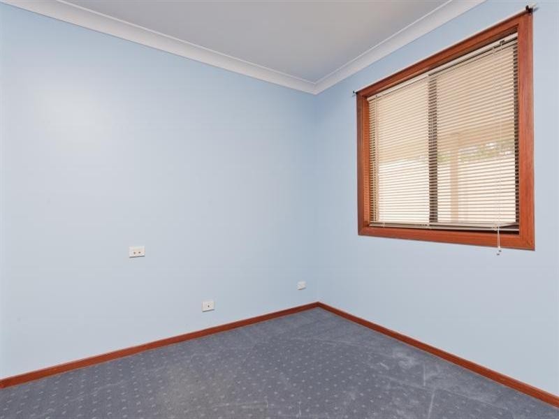 5 Folia Close, West Nowra NSW 2541