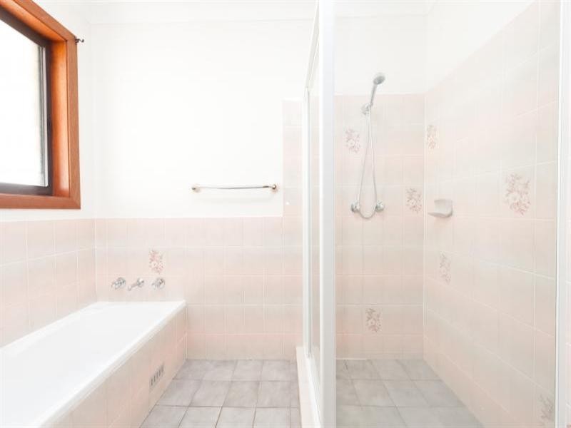 5 Folia Close, West Nowra NSW 2541