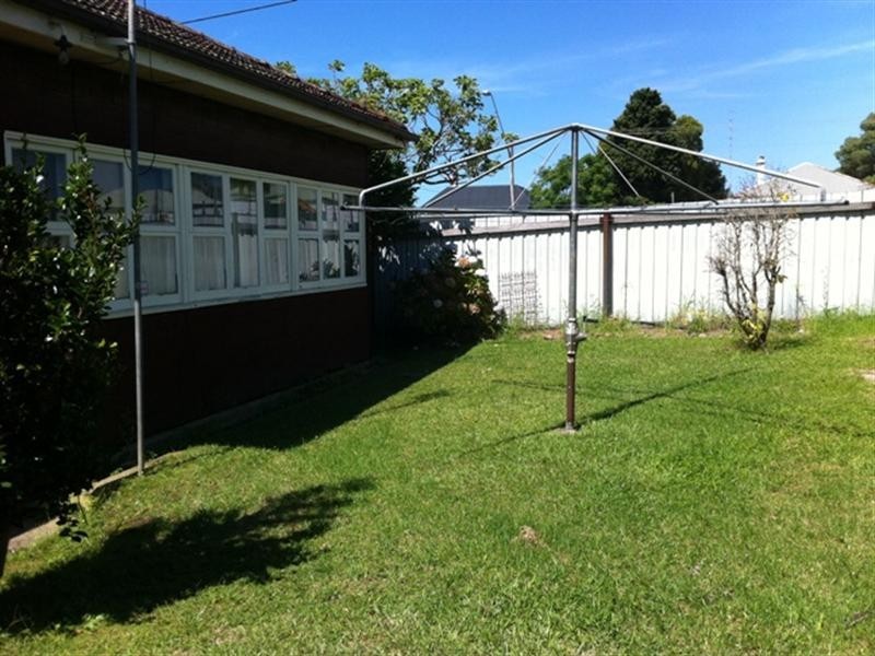 72 Jervis Street, Nowra NSW 2541