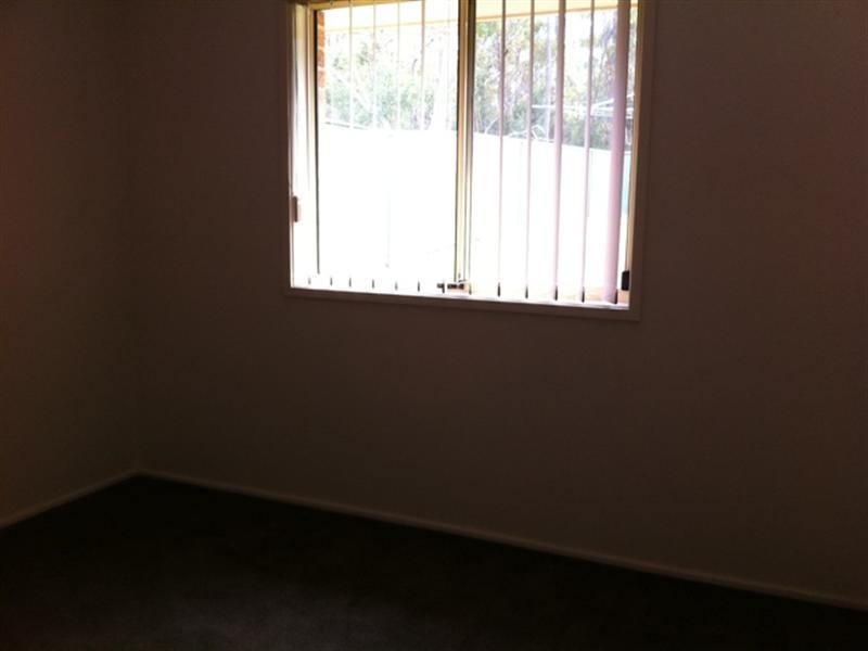 42 Lydon Crescent, West Nowra NSW 2541