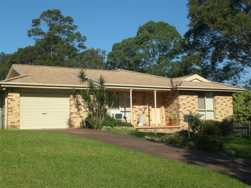 4 Faulks Place, Cambewarra NSW 2540