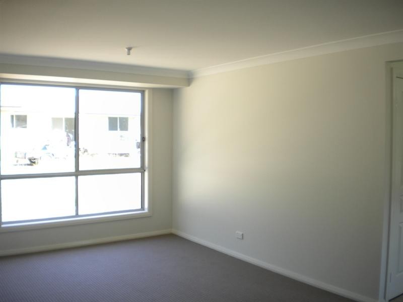 48 Rannoch Drive, West Nowra NSW 2541