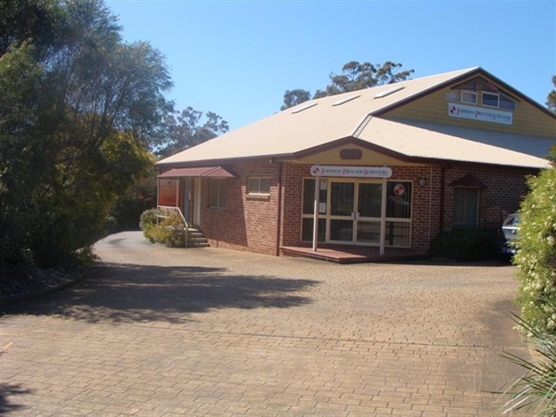 390 Princes Highway, Bomaderry NSW 2541