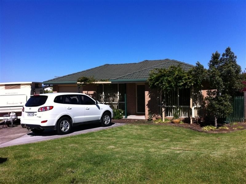 11 Flanagan Court, Worrigee NSW 2540