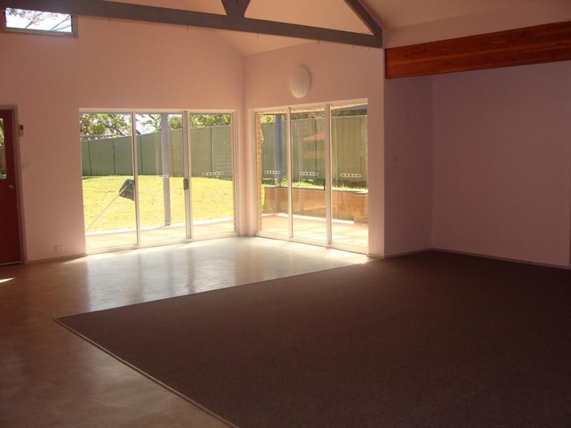 11 Saumarez Street, Vincentia NSW 2540