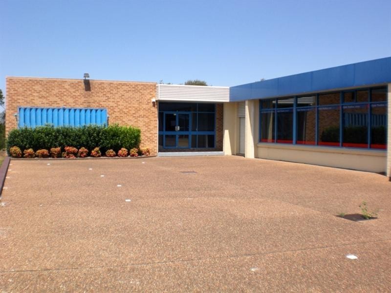 2/12 East Street, Nowra NSW 2541