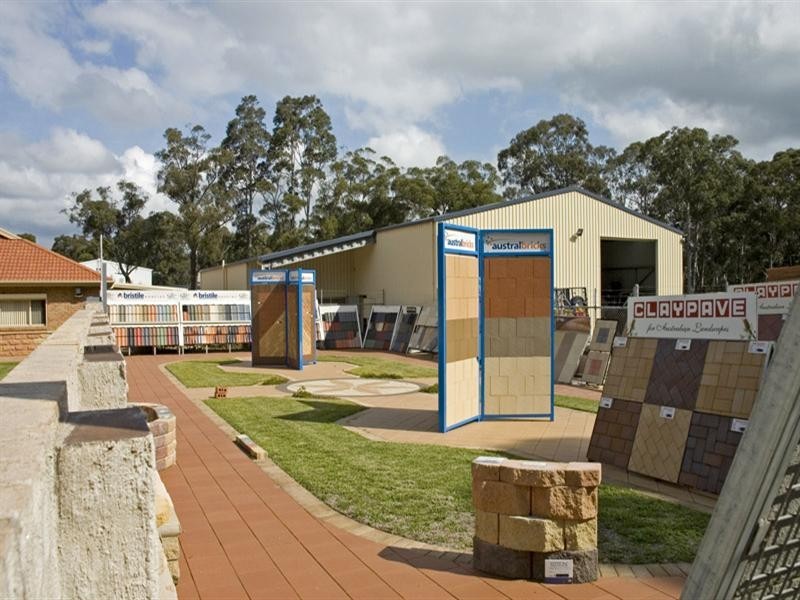 19 Norfolk Avenue, South Nowra NSW 2541