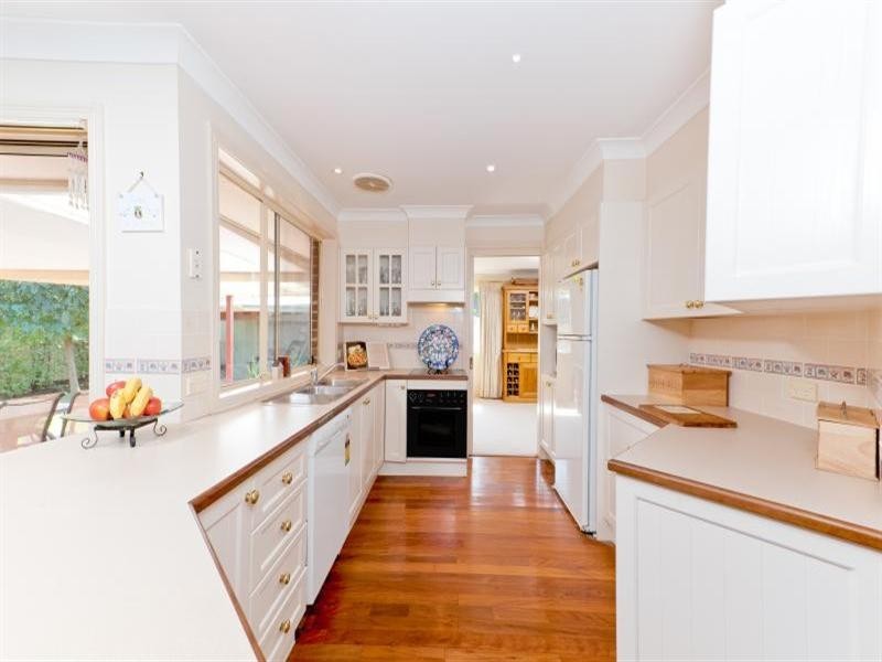 3 Peachtree Close, Worrigee NSW 2540