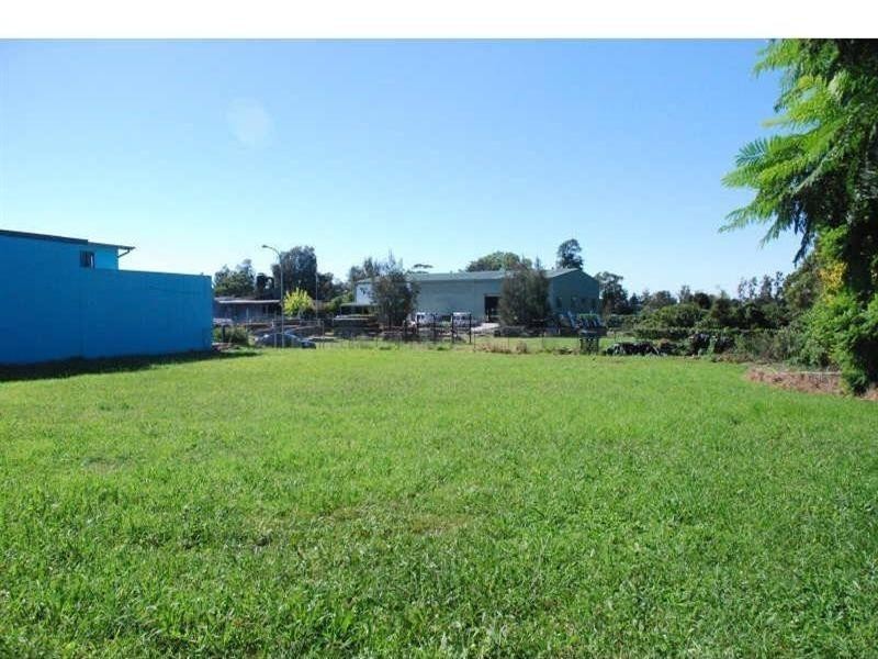 62 Bolong Road, Bomaderry NSW 2541