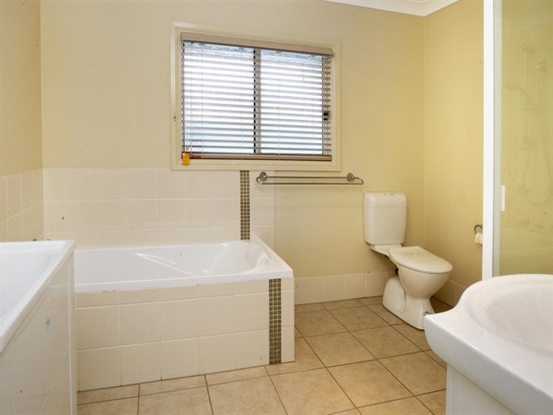 192 Old Southern Road, South Nowra NSW 2541