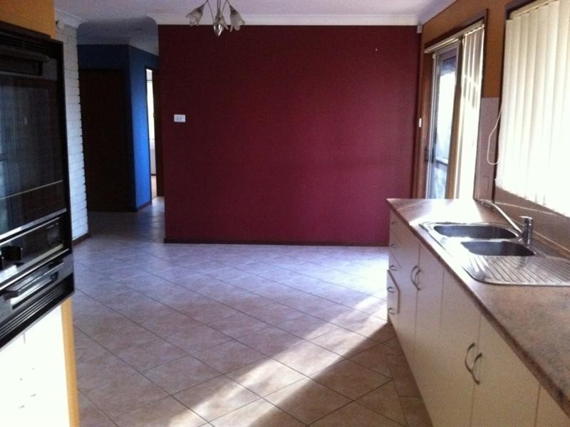 25 Greenwell Point Road, Nowra NSW 2541