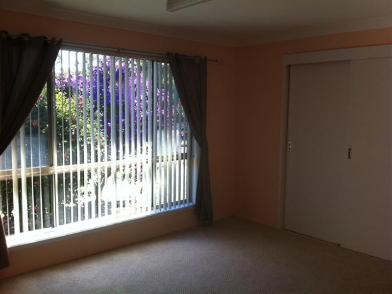 32 Coconut Drive, North Nowra NSW 2541