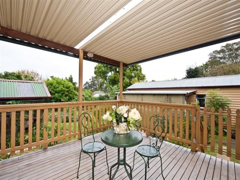 1 Leatham Avenue, Nowra NSW 2541