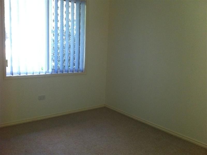 1/6 Regent Place, Bomaderry NSW 2541