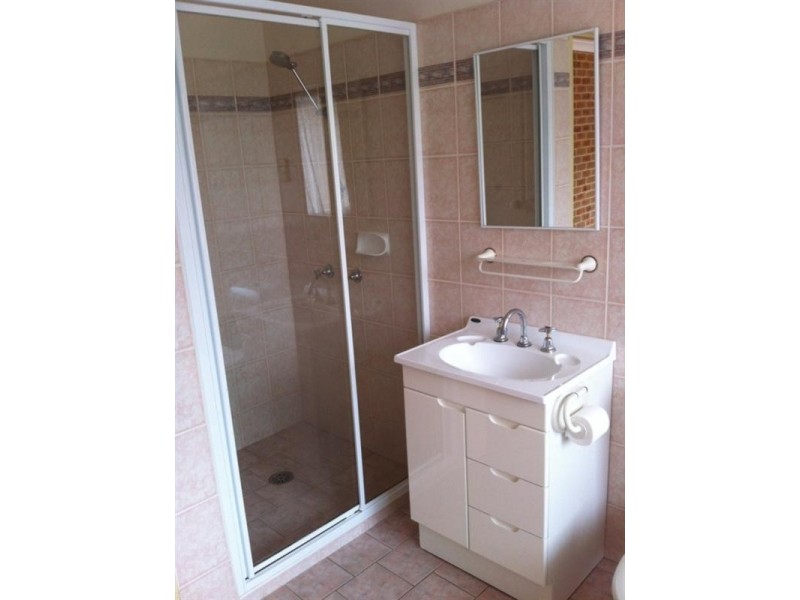 2/2 Flanagan Court, Worrigee NSW 2540