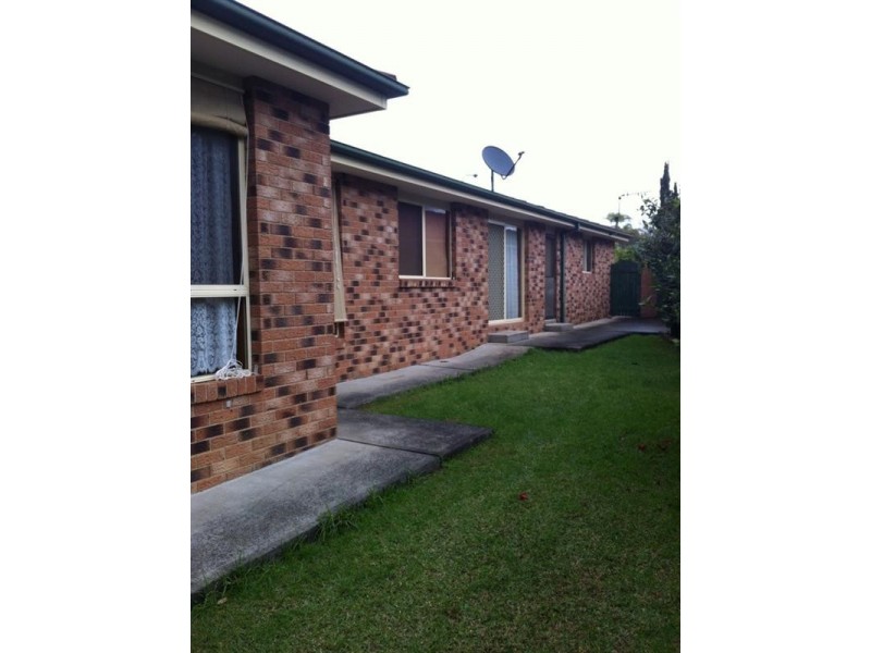 5 Chestnut Avenue, Bomaderry NSW 2541