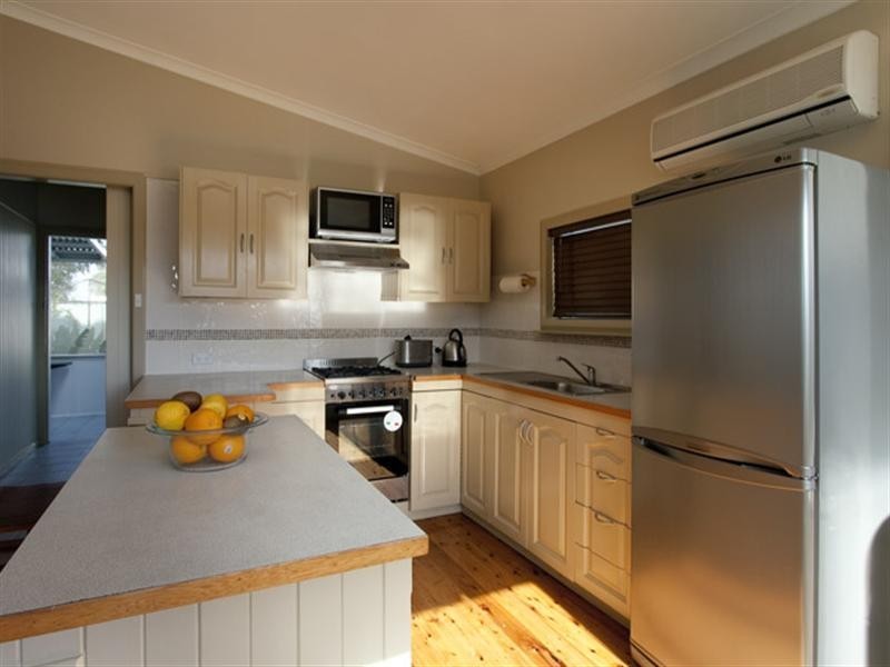 86 Paradise Beach Road, Sanctuary Point NSW 2540