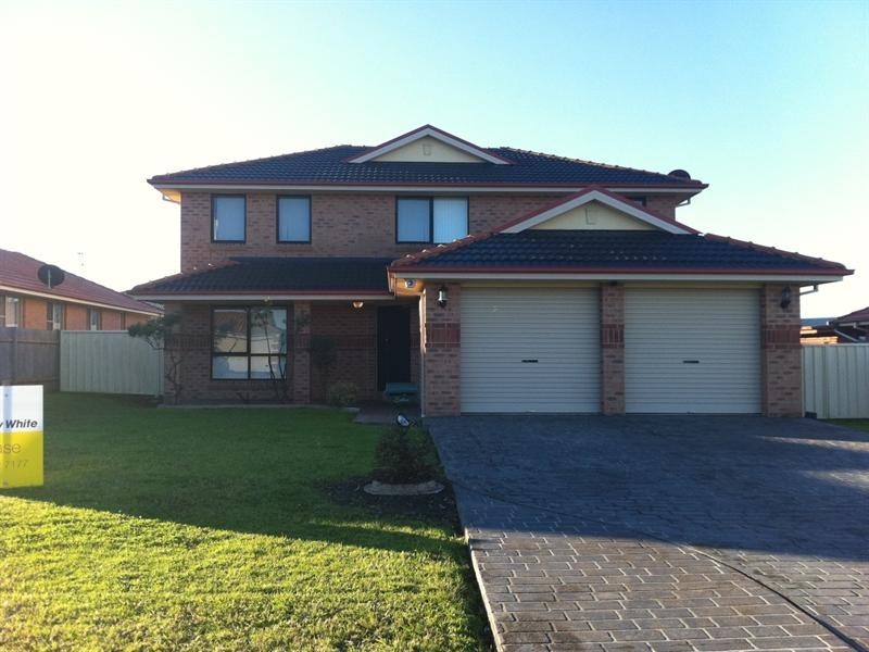 23 Guinea Flower Crescent, Worrigee NSW 2540