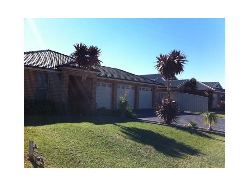 38 Mintbush Crescent, Worrigee NSW 2540